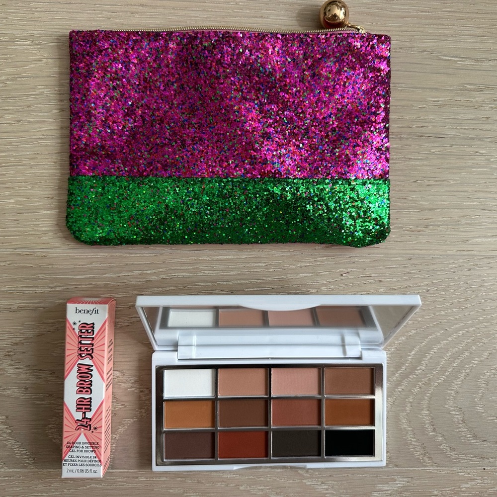 BUNDLE: Benefit + Lash Step Set + Glitter Pouch